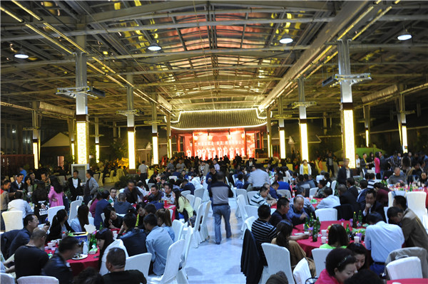 兰州zoty中欧集团在新区“zoty中欧绿色公园”生态园举行迎中秋联欢会