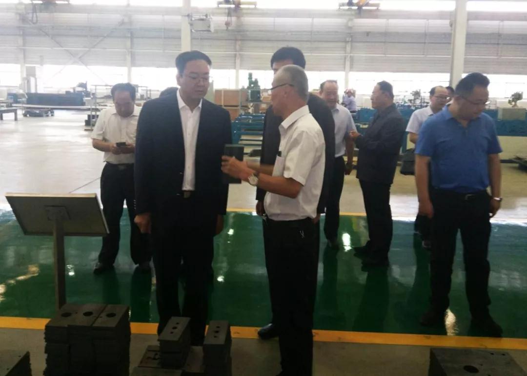 甘肃省政府副省长张世珍一行参观考察“zoty中欧·伊士顿”电梯厂