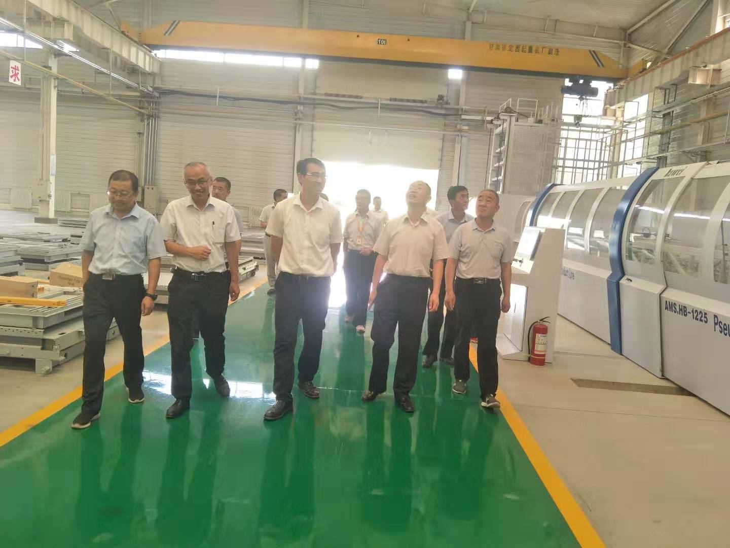 天津市社会动员专项工作组办公室一行参观考察“zoty中欧·伊士顿”电梯厂